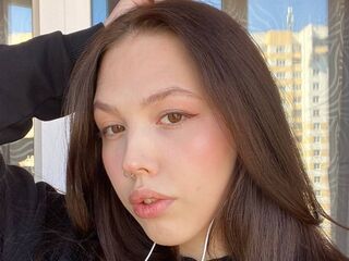 beautiful girl JanettLemoyne