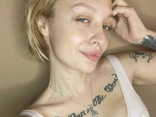 fingering cam whore JennyIce