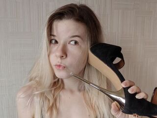 cam girl showing pussy JessyDough