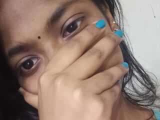shower cam KajalRajput