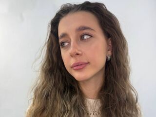 nude webcam KamiZinni