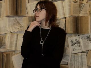 naked camgirl fingering pussy KaralinaSplit