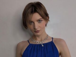 fingering camslut KarinaBiz
