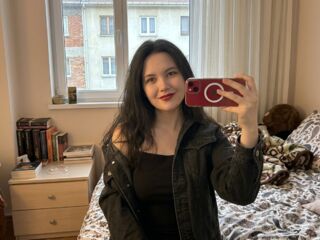 stripper cam KeliCollymore