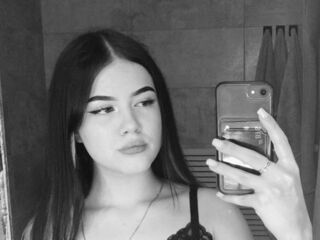 cam girl masturbating with sextoy LeslieOwen