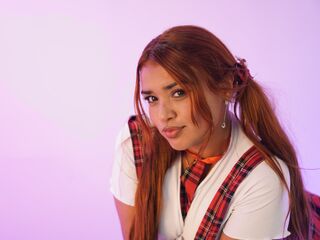 hot cam girl fingering shaved pussy LiliMatheuss