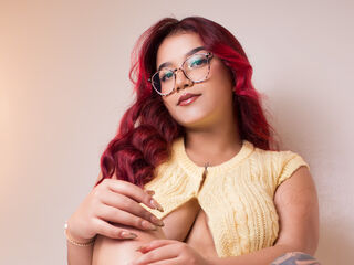 naughty camgirl fingering shaved pussy LilithSweet