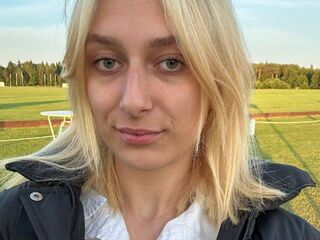 nude webcam girl photo LindaLeem