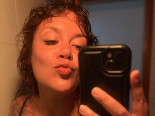 camslut naked LollaRodrigues