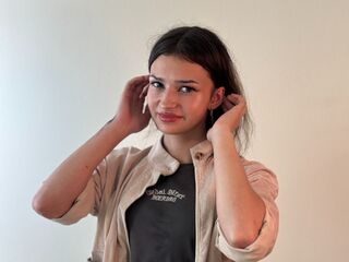 anal webcam LucyBarcenas