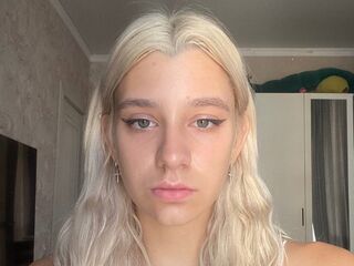 cam girl LynelleDome