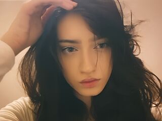 sexy webcamgirl MaddieSunflower