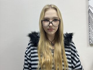 live chatroom MariKelly