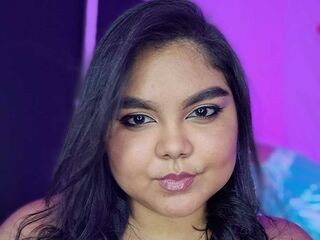 shaved pussy web cam MariZafiro