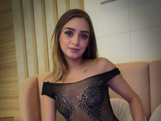 webcamgirl chat room MarraBloom