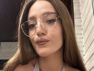babe webcam MaryannLiquori