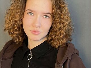 naked camgirl masturbating MelisaEischens