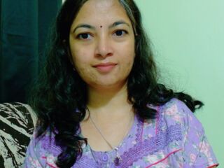 camgirl MohMaya