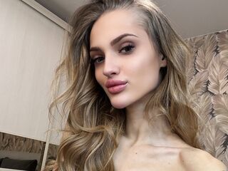 cam babe MonikaKlar