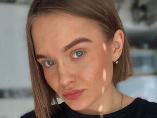 jasmin porn webcam MyriamQuinnan