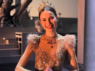 fingering cam slut NylaPitarresi