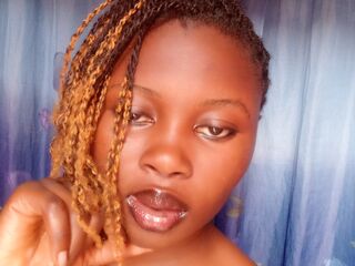 naked camgirl masturbating with vibrator OluChi