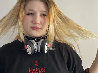 webcam babe PilarVanhee