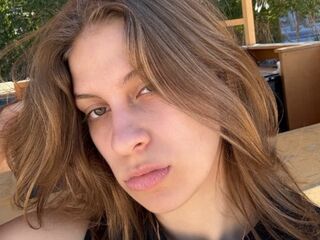 webcamgirl chatroom RhiannonLinko