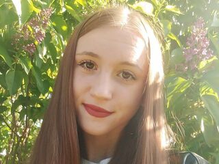 free chatroom RickiCriblez