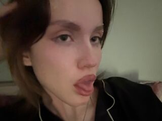 naked cam girl photo RosariaSkemp