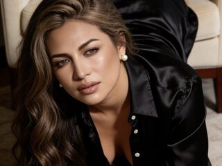 camslut masturbating RoseAdamm