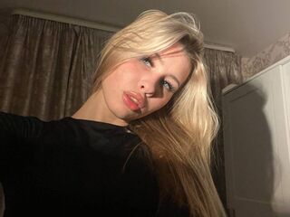 hot webcam photo RowanBellamy