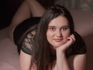 chat show SaraElise
