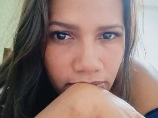 hot strip tease webcam SharickNicolle