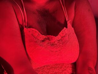 camgirl showing tits SharmahSoumi