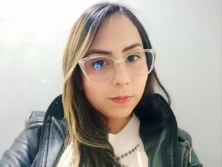 camwhore masturbating with vibrator SharonRhode