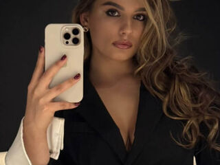 camwhore shaving pussy TaHillmer