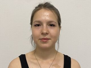 topless camgirl TrudiPernell
