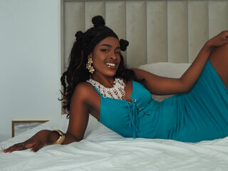 adult live web cam TylaCherie