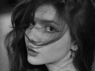 fingering webcamgirl VelvetMeow