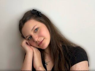 free live chatroom VeronaConnett