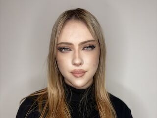 adultcam photo VirgieJanosek