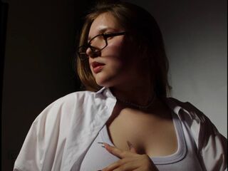 webcam babe chat room WhiteeChloee