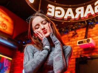 hot naked webcam girl XeniaUsher