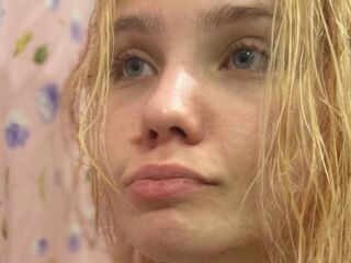 free web cam chat YallyGreen