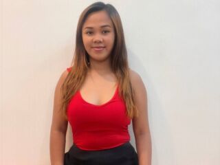 beautiful webcam girl YenMendoza