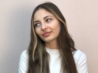 nude camgirl pic ZanaBaerman