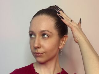 fingering camslut ZoilaFerentz