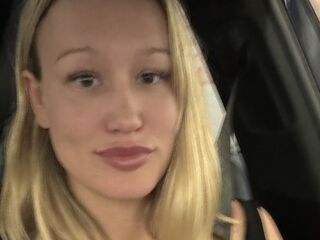 camgirl showing pussy hannacalifornia